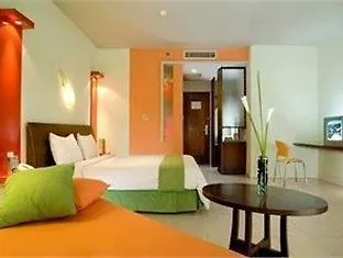 Ibis Styles Bali Legian Hotel 4*, Legian (Bali)